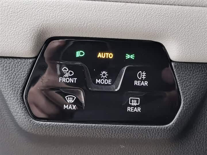 Фото 21 - Volkswagen Teramont Pro