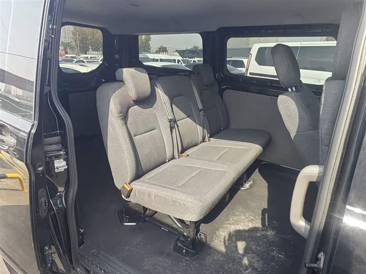 Фото 16 - Ford Transit