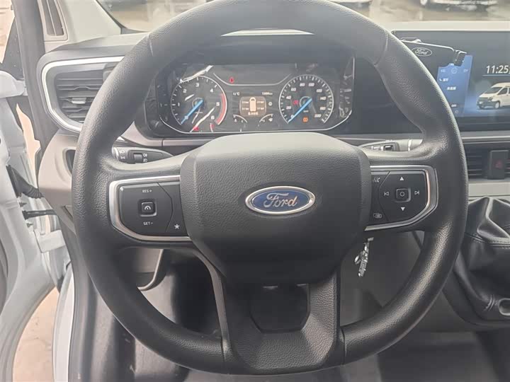 Фото 3 - Ford Transit