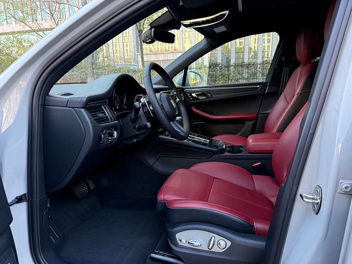 Фото 21 - Porsche Macan