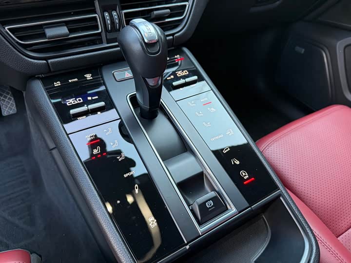 Фото 26 - Porsche Macan