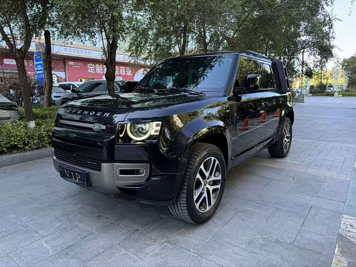 Фото 1 - Land Rover Defender