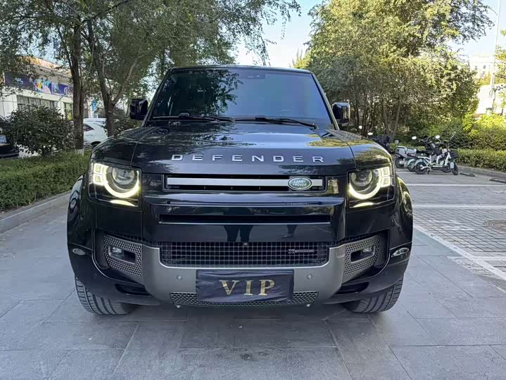 Фото 2 - Land Rover Defender