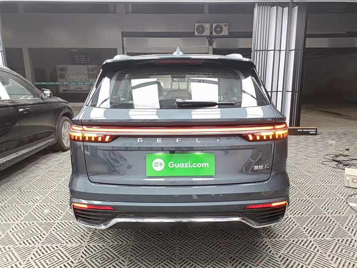 Фото 6 - Geely Monjaro