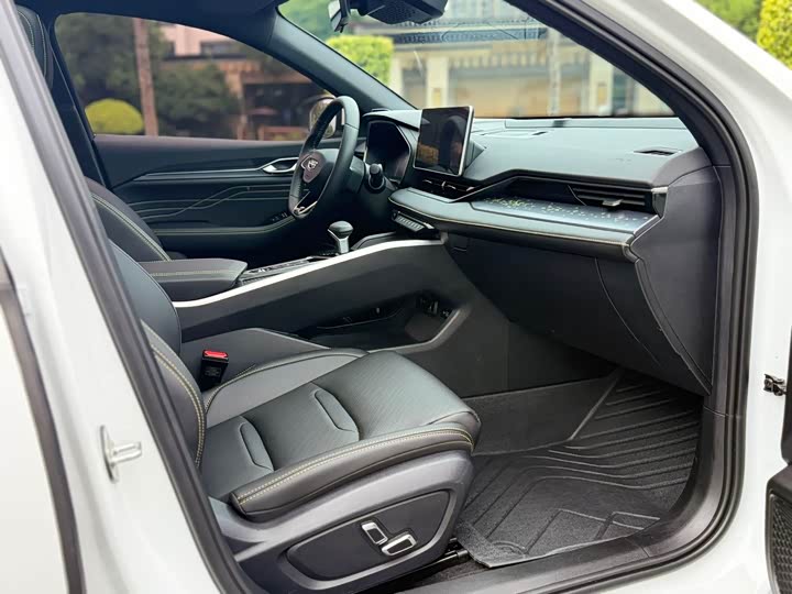 Фото 13 - Geely Preface