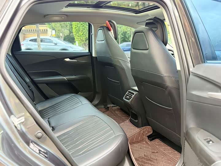 Фото 13 - Changan Yida