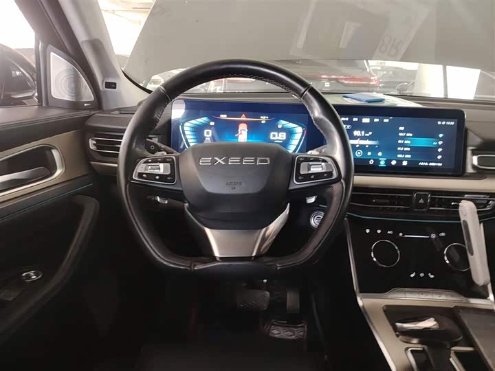 Фото 11 - Exeed VX