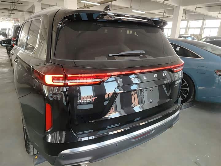 Фото 6 - Exeed VX