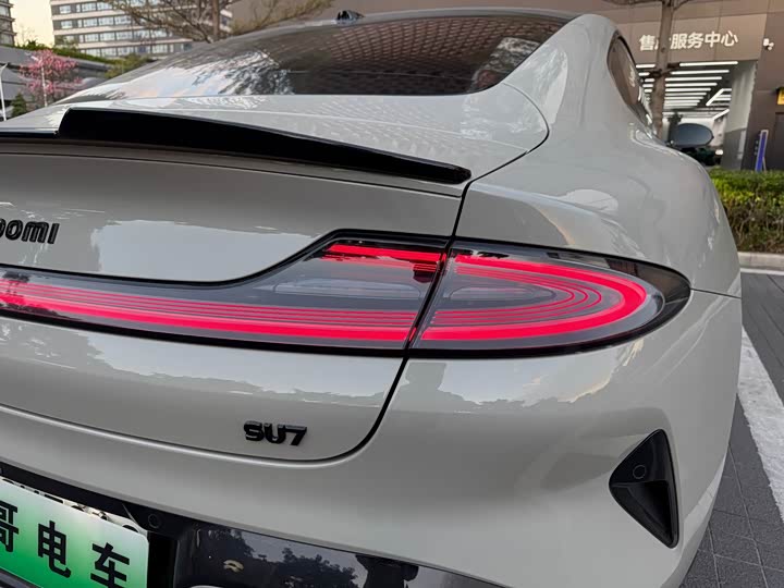 Фото 8 - Xiaomi SU7