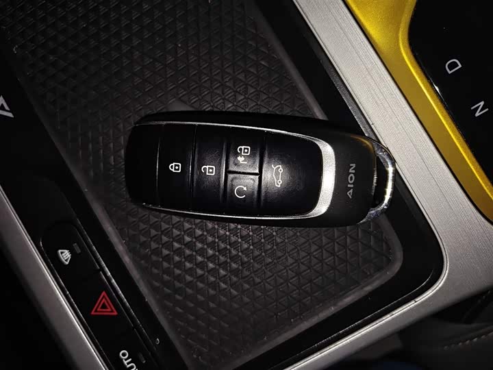 Фото 9 - GAC Aion Y