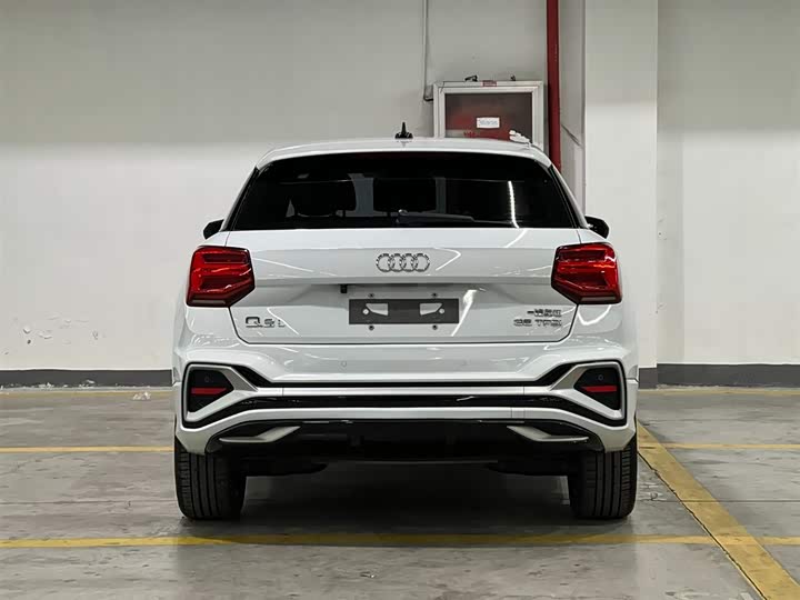 Фото 6 - Audi Q2L