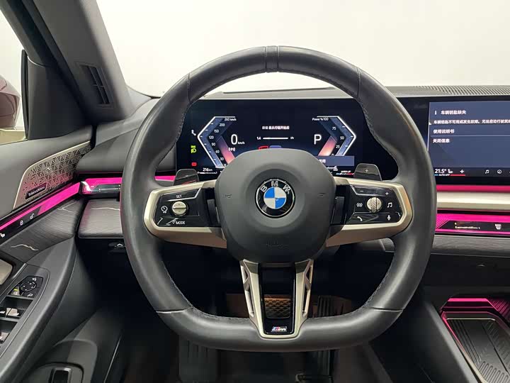 Фото 14 - BMW 5 Series