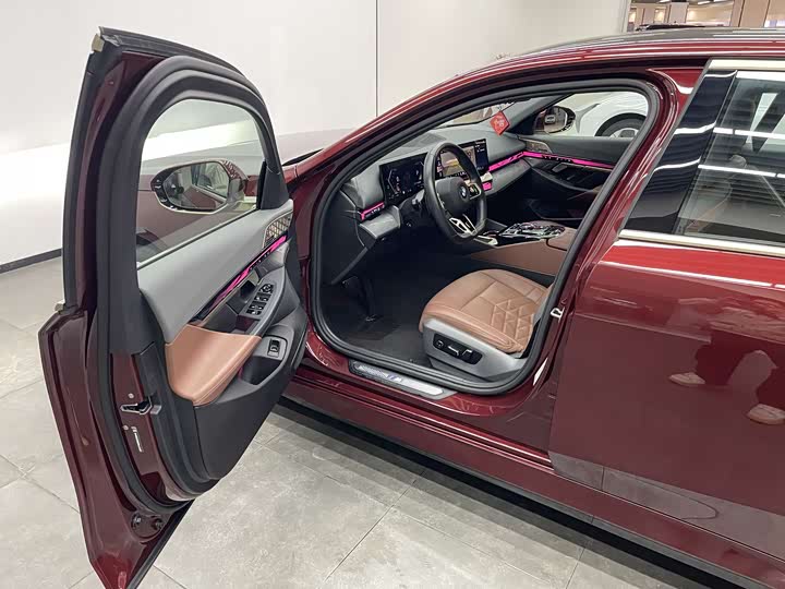 Фото 7 - BMW 5 Series