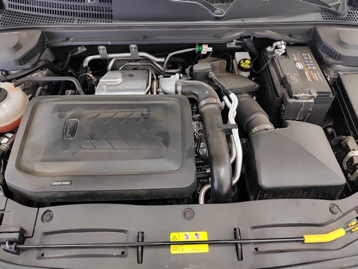 Фото 10 - Bestune B70