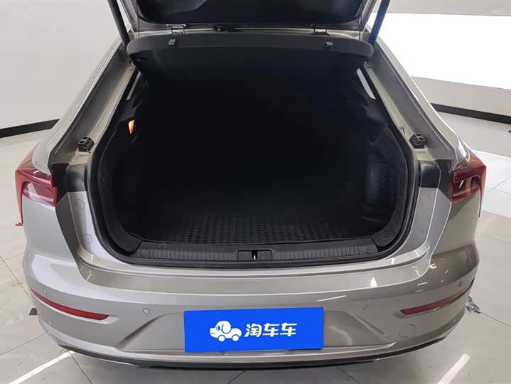 Фото 4 - Bestune B70