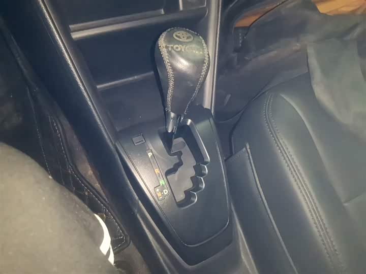 Фото 14 - Toyota Vios