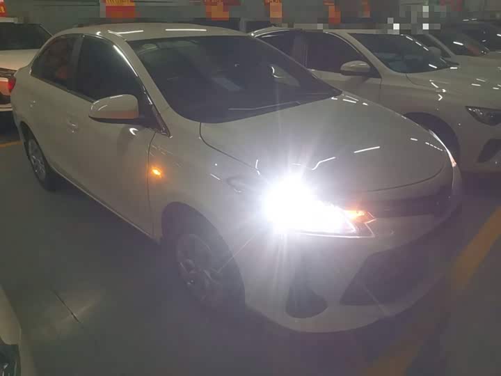 Фото 4 - Toyota Vios