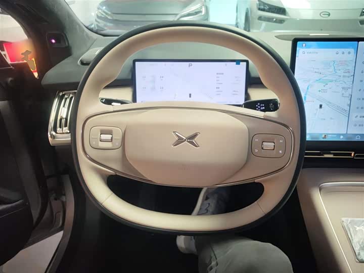 Фото 11 - XPeng F57