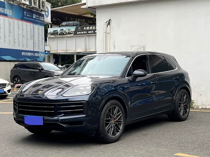 Фото 33 - Porsche Cayenne