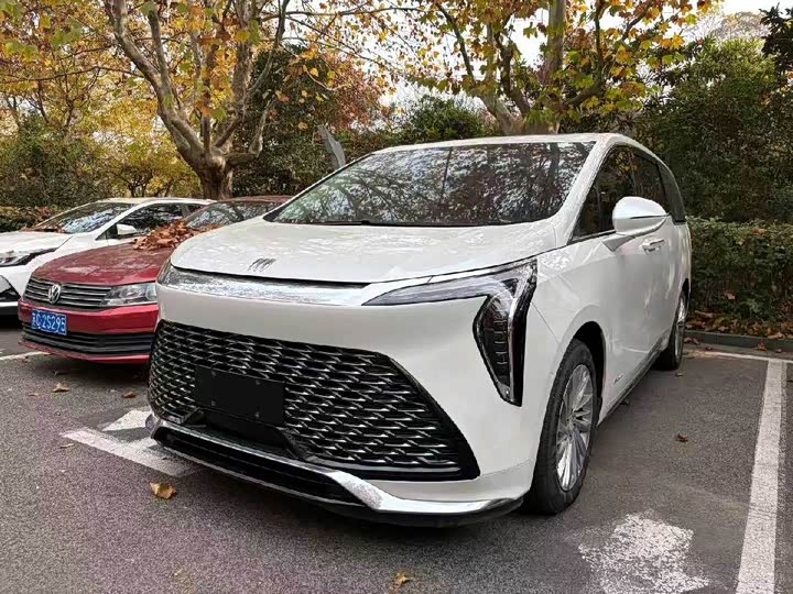 Фото 1 - Buick GL8 Century