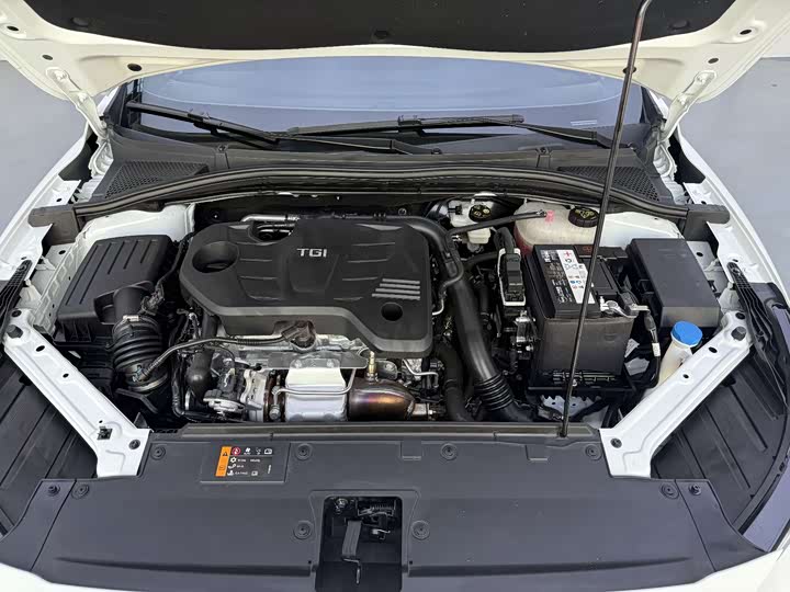 Фото 6 - MG Motor 5