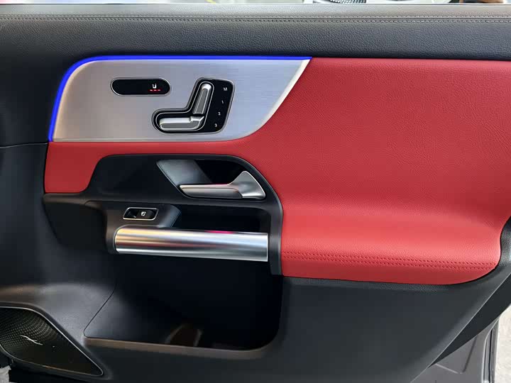 Фото 14 - Mercedes-Benz GLA-Class AMG