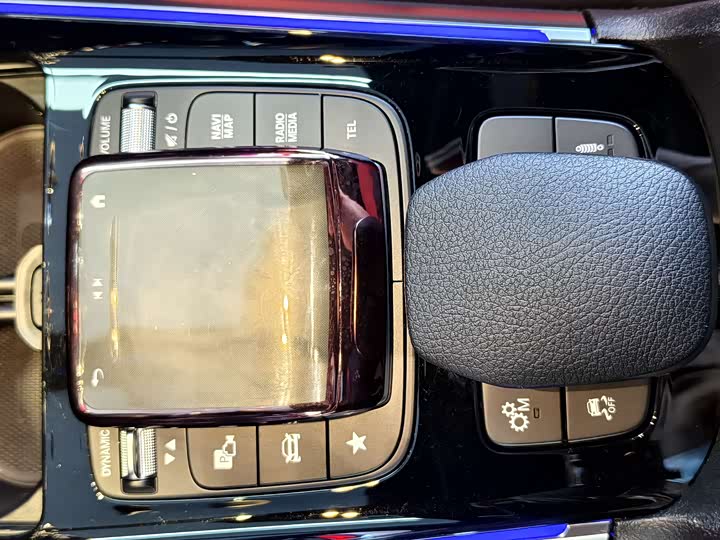 Фото 19 - Mercedes-Benz GLA-Class AMG