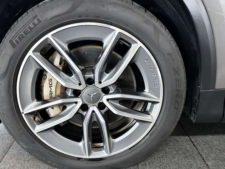 Фото 25 - Mercedes-Benz GLA-Class AMG