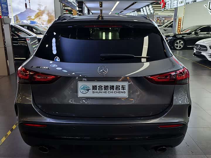 Фото 6 - Mercedes-Benz GLA-Class AMG