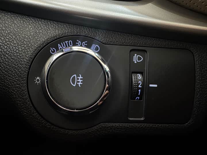 Фото 11 - Chevrolet Monza