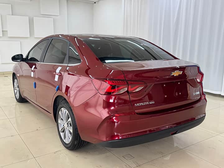 Фото 4 - Chevrolet Monza