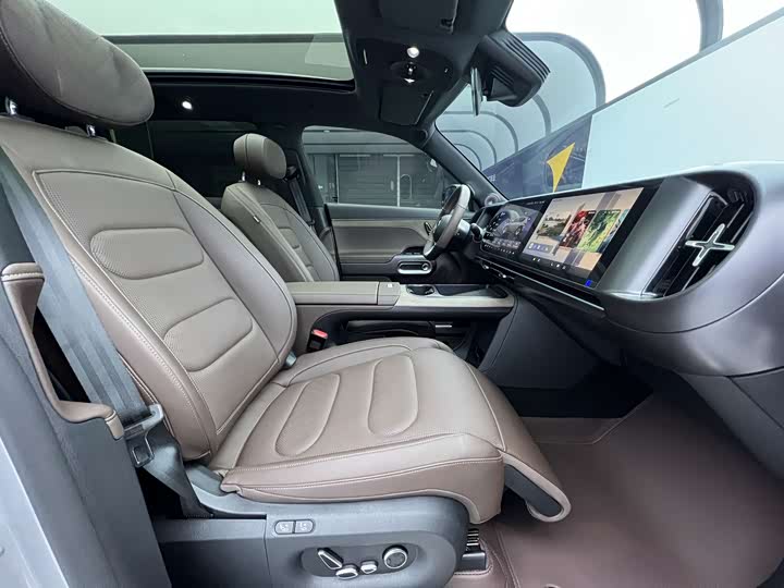 Фото 24 - Smart #5