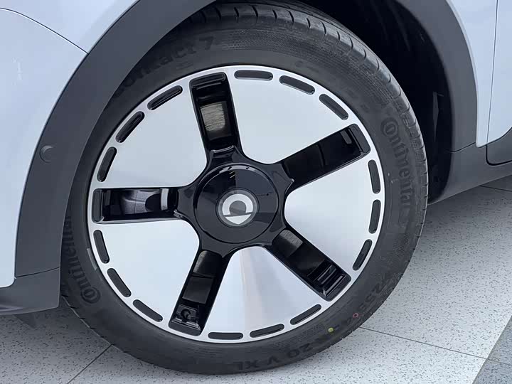 Фото 7 - Smart #5