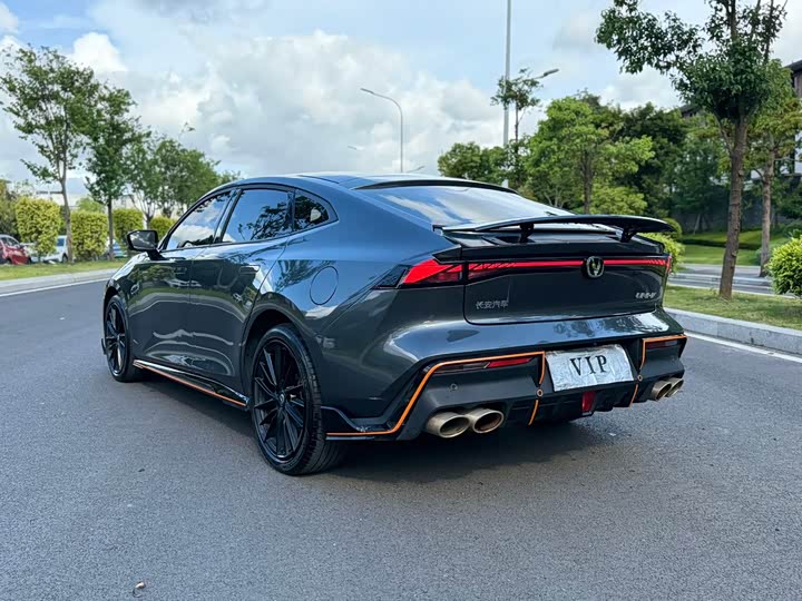 Фото 5 - Changan UNI-V