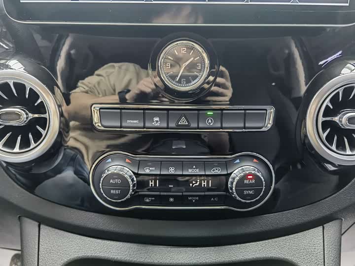 Фото 13 - Mercedes-Benz Vito