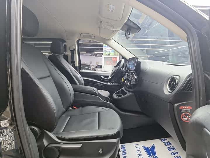 Фото 8 - Mercedes-Benz Vito