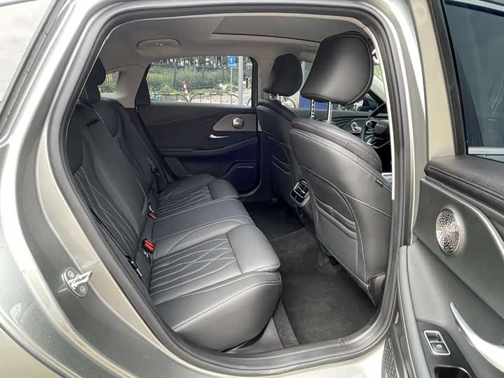 Фото 13 - Chery Arrizo 8