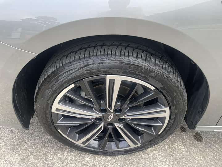 Фото 17 - Chery Arrizo 8