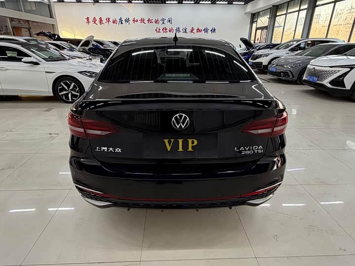 Фото 4 - Volkswagen Lavida