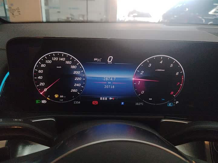 Фото 12 - Mercedes-Benz GLB-Class