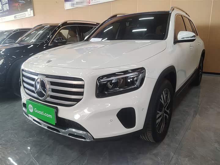Фото 2 - Mercedes-Benz GLB-Class