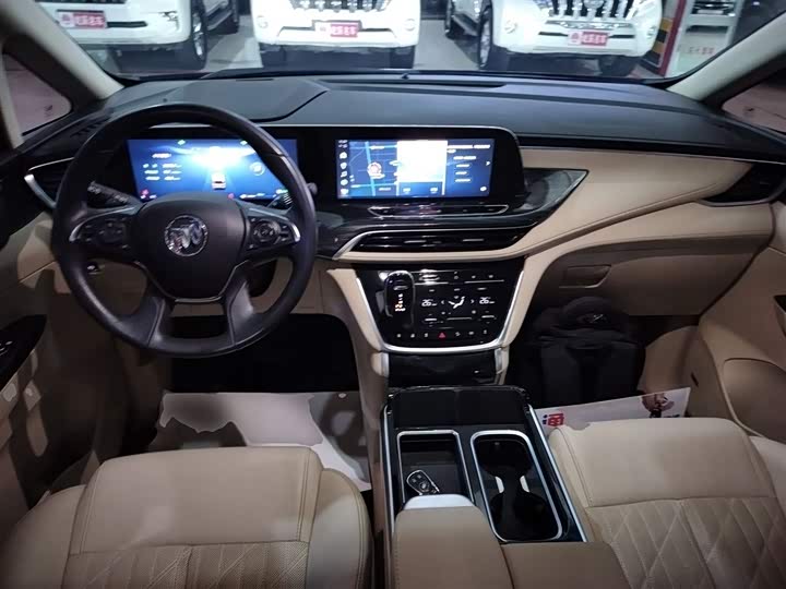 Фото 10 - Buick GL8 ES