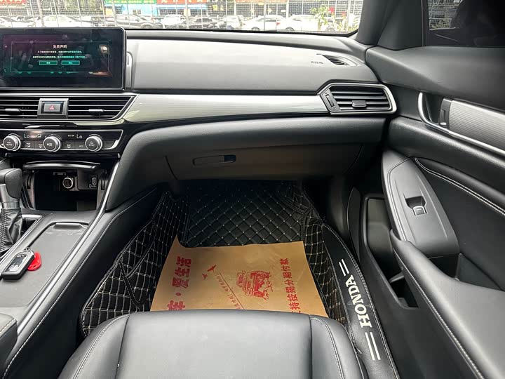 Фото 9 - Honda Inspire