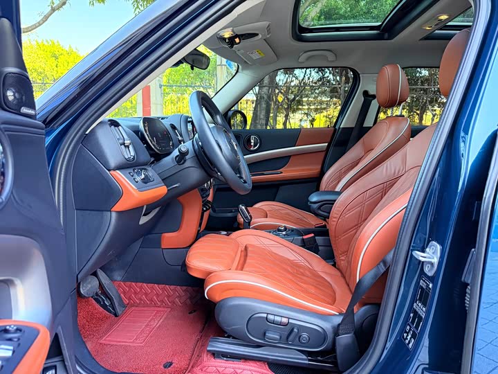 Фото 18 - Mini Countryman