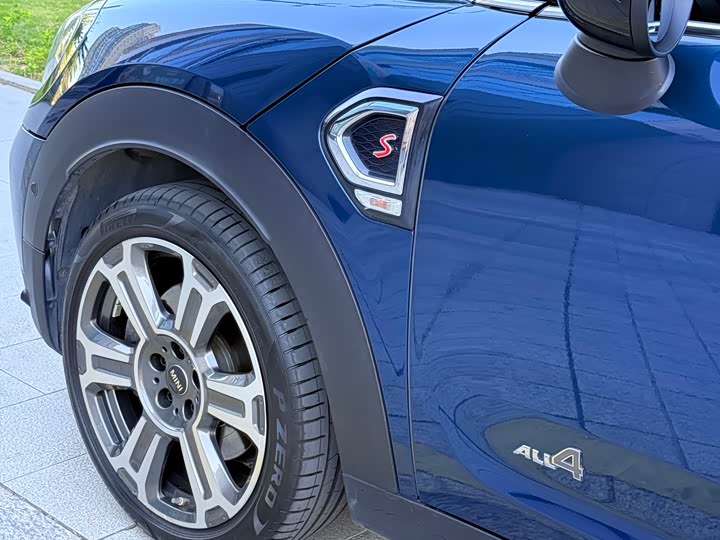 Фото 32 - Mini Countryman