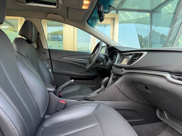 Фото 15 - Buick Excelle GT