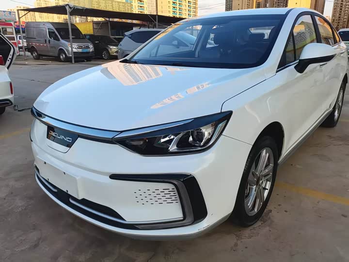 Фото 1 - Beijing EU5