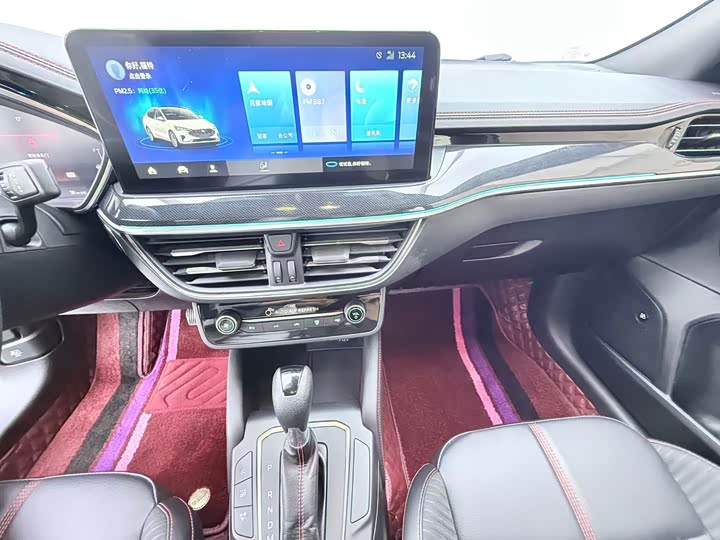 Фото 14 - Ford Focus