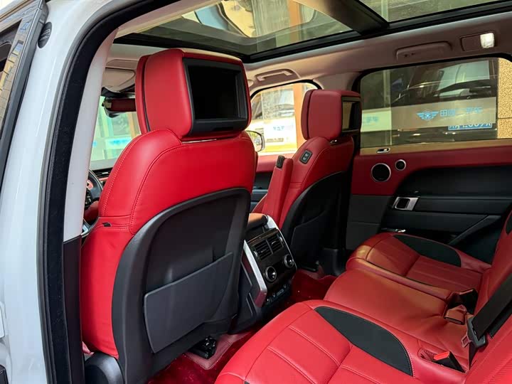 Фото 9 - Land Rover Range Rover Sport