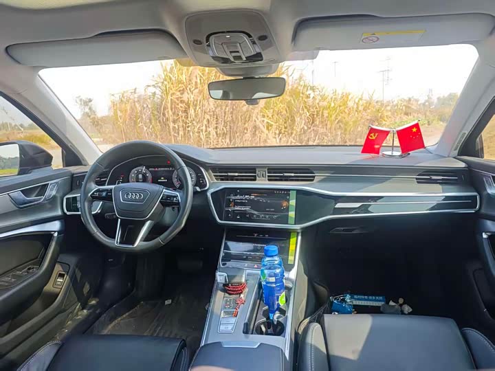 Фото 5 - Audi A6L